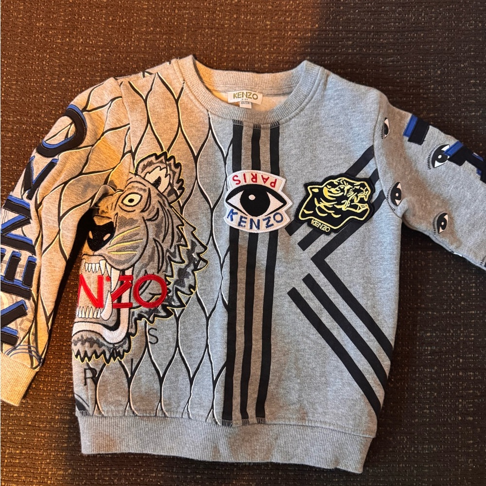 Kenzo kids sweater size 4a/104
Great condition